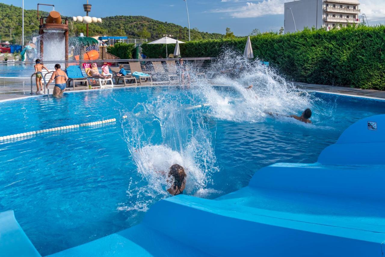 Hotel Europa Splash & Spa Мальграт-де-Мар Экстерьер фото